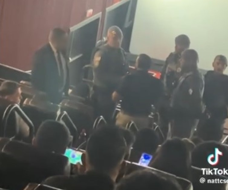 confusao-em-cinema-de-sp:-como-e-definida-a-classificacao-indicativa-de-filmes-por-idade