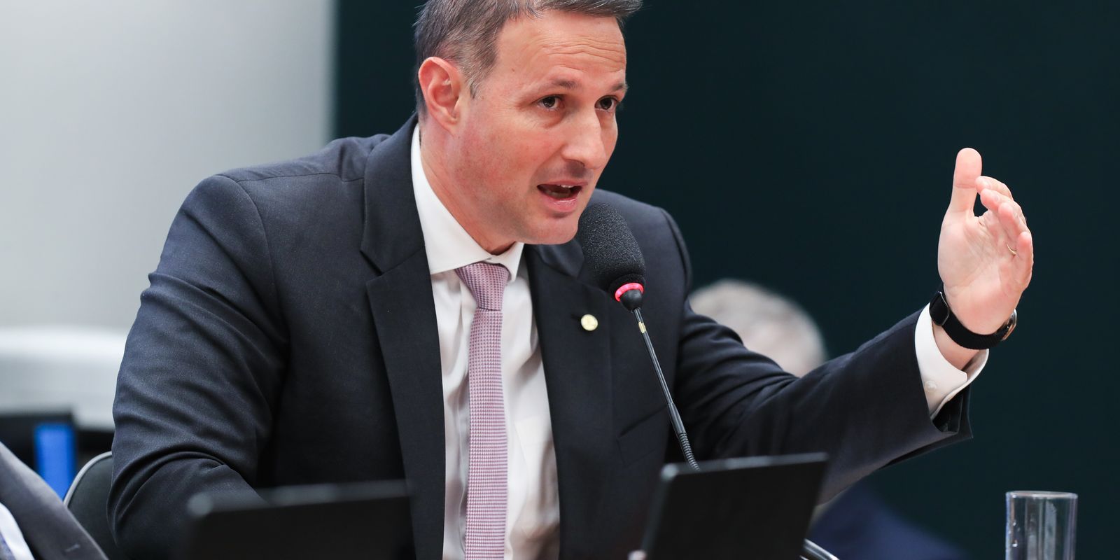 relator-reve-atuacao-da-pf-contra-faccoes-a-pedido-de-governador