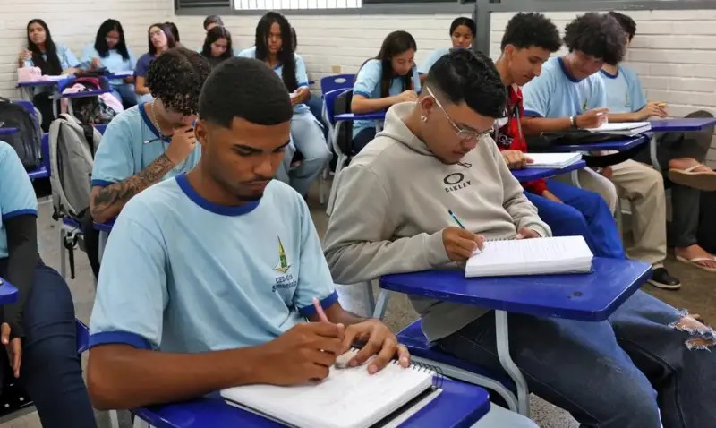 o-que-e-o-pne-aprovado-no-senado-e-o-que-ele-preve-como-rumo-da-educacao-no-brasil-para-os-proximos-10-anos