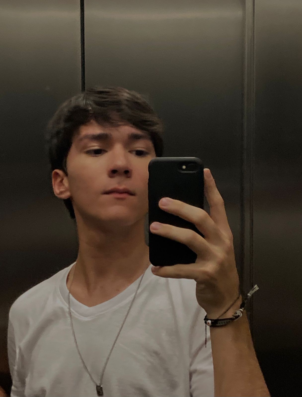 aluno-tira-zero-na-redacao-da-fuvest-ao-usar-‘palavras-dificeis’-e-processa-reitor-da-usp;-entenda-o-caso