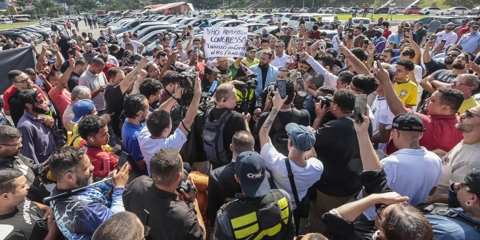 motoristas-protestam-contra-regulamentacao-do-servico-por-aplicativo