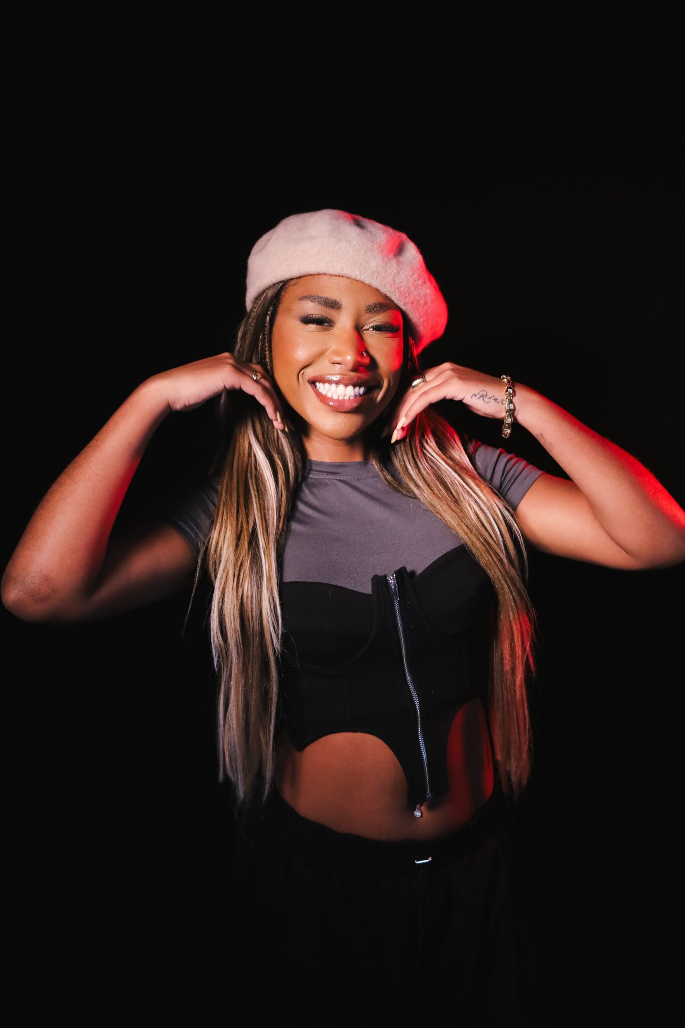 g1-ouviu-#330-–-ebony-brinca-sobre-amadurecimento-musical:-‘e-so-minha-moleira-fechando’