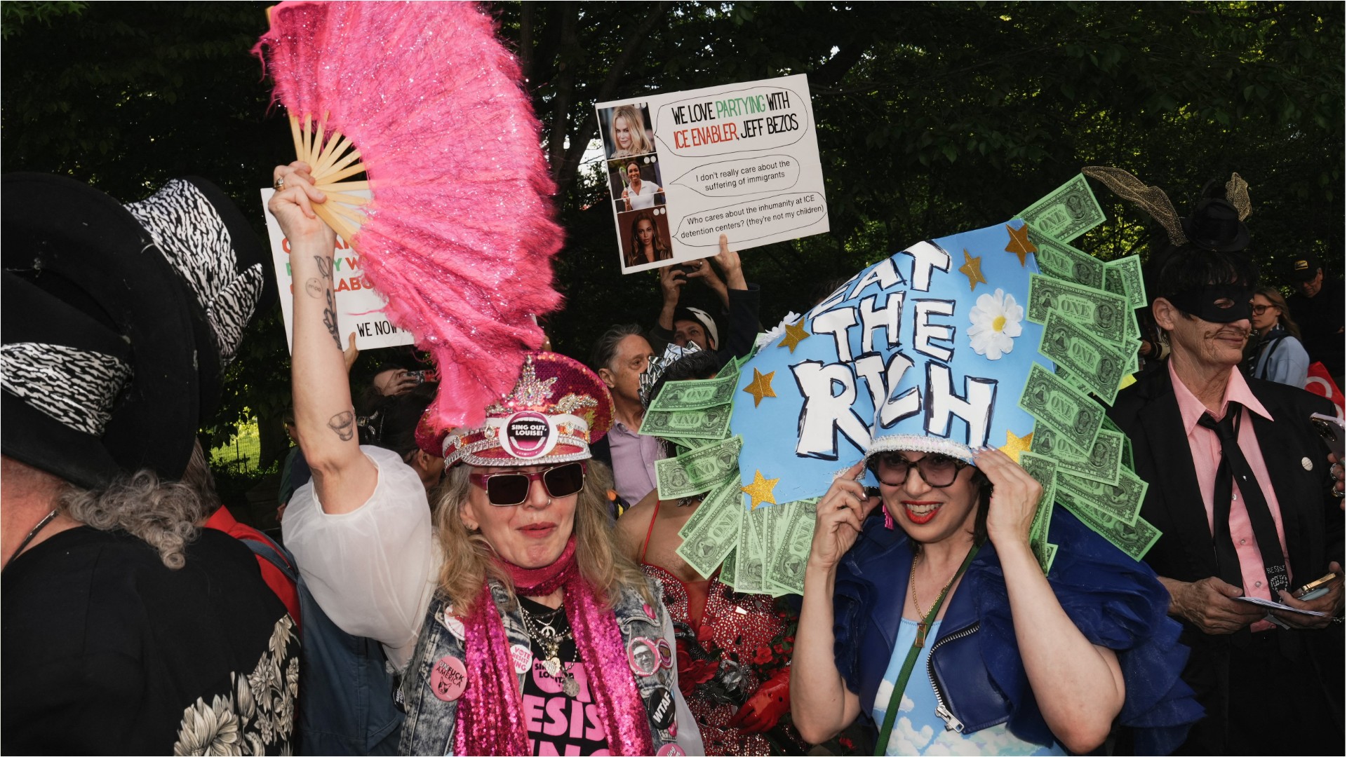 met-gala-2026-e-alvo-de-protestos-contra-jeff-bezos-e-outros-bilionarios