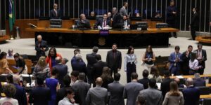 camara-inicia-analise-de-projeto-sobre-exploracao-de-minerais-criticos