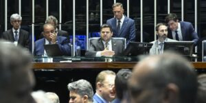 dosimetria:-alcolumbre-promulga-lei-que-beneficia-condenados-pelo-8/1