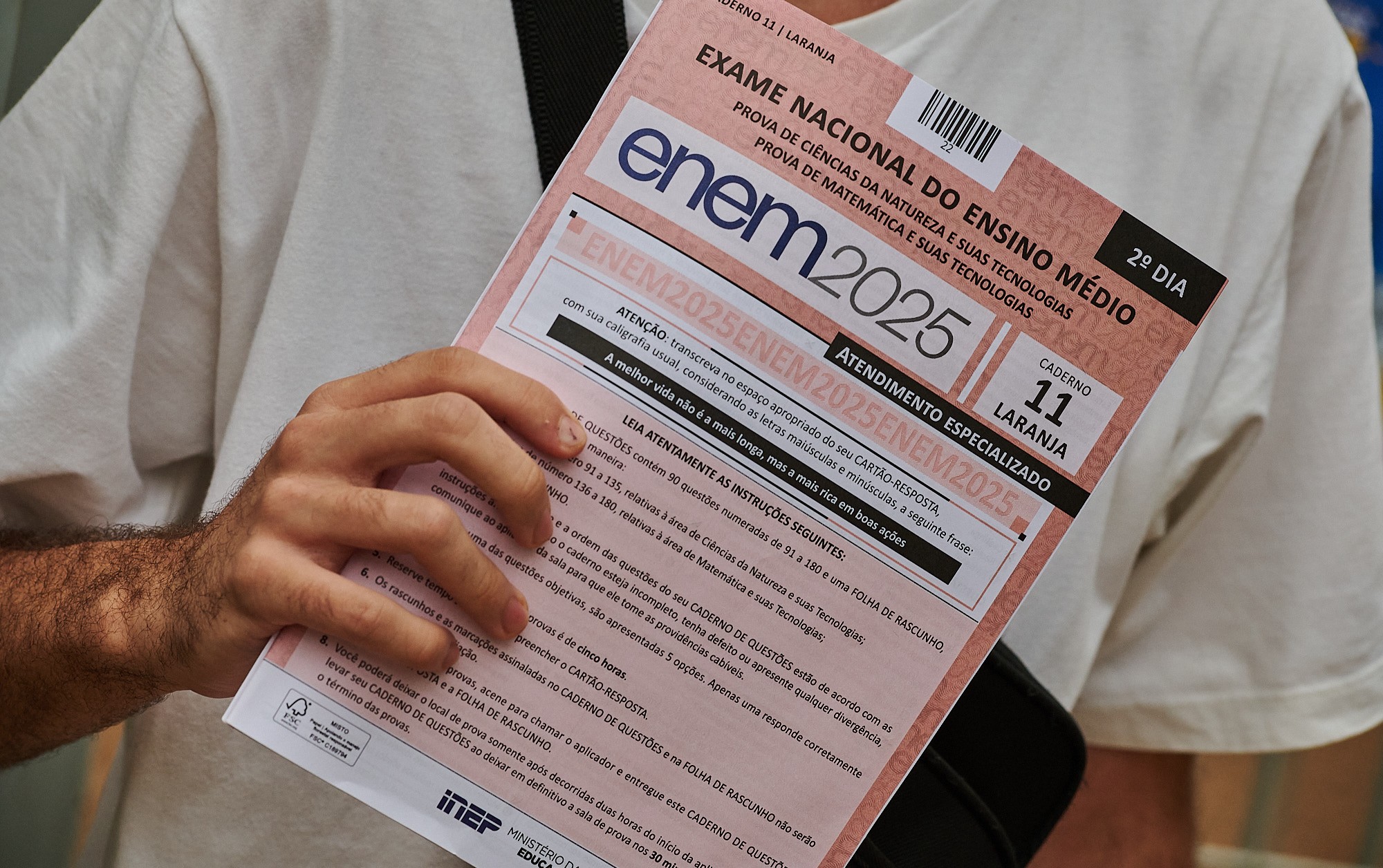 redacao-do-enem-2025:-apenas-10-participantes-tiraram-nota-mil;-leia-exemplos