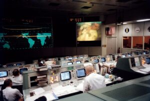 ‘houston,-we-have-a-problem’:-cidade-de-brasil-x-japao-gera-piada-com-frase-da-nasa,-mas-astronauta-nao-disse-exatamente-isso;-entenda