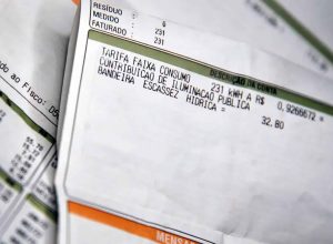 prepare-o-bolso!-conta-de-luz-vai-ficar-mais-cara-em-maio;-entenda