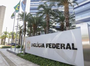 pf-vai-investigar-origem-do-metanol-que-provocou-intoxicacoes-em-sp