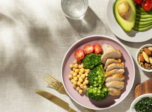 alimentacao-e-sono-antes-do-enem:-saiba-o-que-ajuda-e-o-que-atrapalha