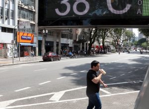temperatura-em-sao-paulo-chega-a-37,2oc-e-bate-recorde-para-dezembro