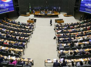 fachin-discursa-no-congresso-e-defende-independencia-dos-poderes