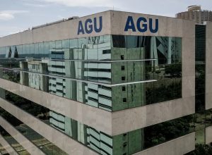 agu-defende-que-somente-medicos-podem-realizar-abortos-legais