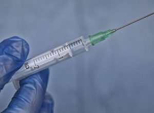 anvisa-alerta-para-riscos-de-uso-indevido-de-preenchedores-dermicos