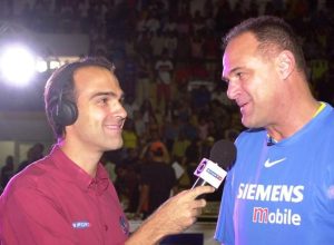 tadeu-schmidt-apresenta-‘bbb-26’-nesta-sexta-feira-e-abre-programa-com-homenagem-ao-irmao-oscar