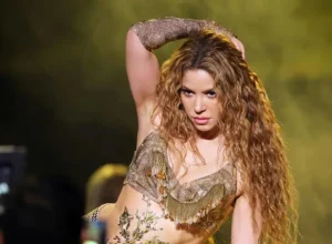 ‘estoy-aqui,-i’m-here,-soc-aqui’:-o-que-o-cerebro-de-shakira-revela-sobre-quem-fala-mais-de-um-idioma-(ela-domina-6!)